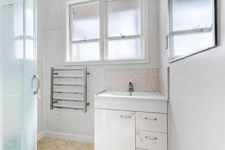 3/27 Cardwell Street Onehunga_12