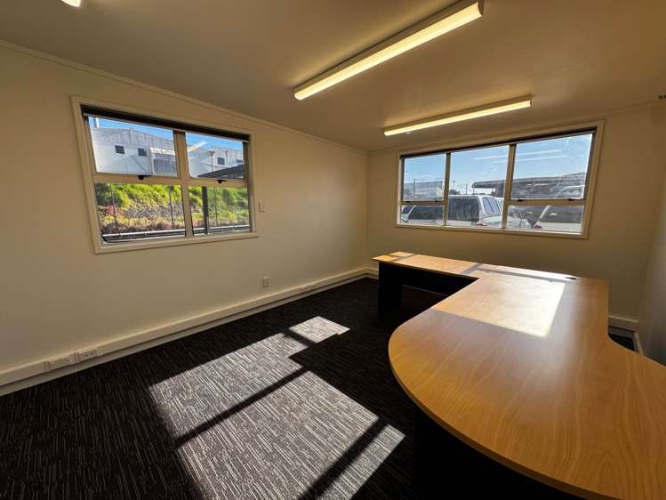 171 Pilkington Road Pt England_6