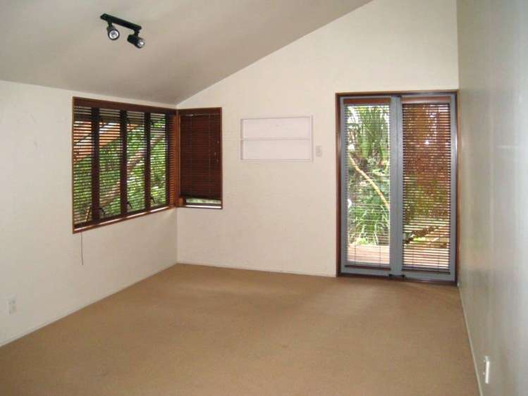 15a Burns Avenue Takapuna_8