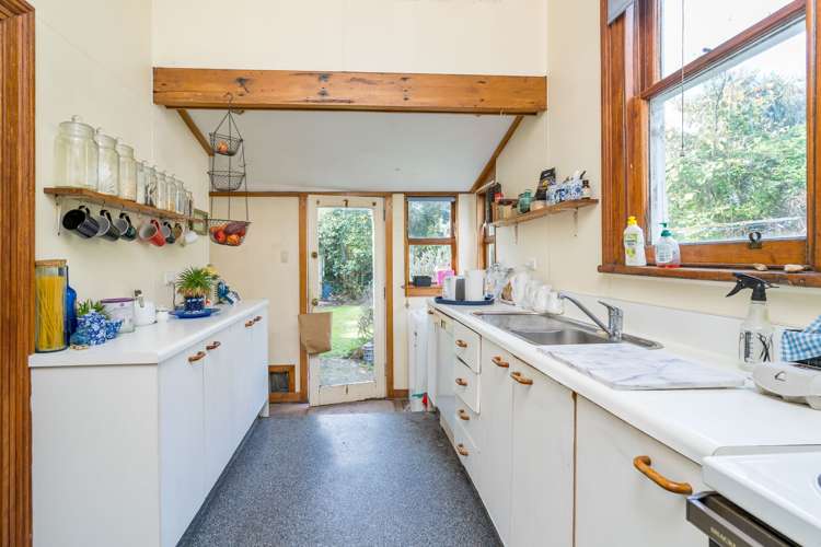 6 Crown Street North East Valley_6