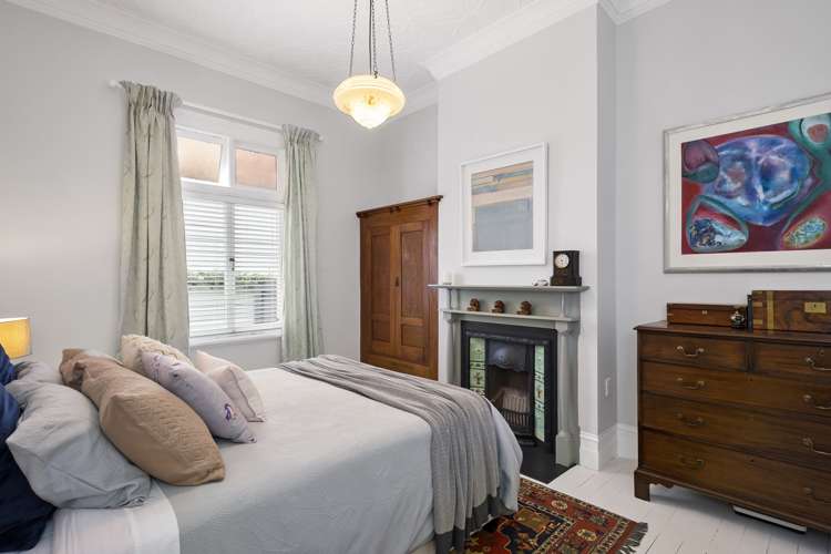 377 North Road North East Valley_17