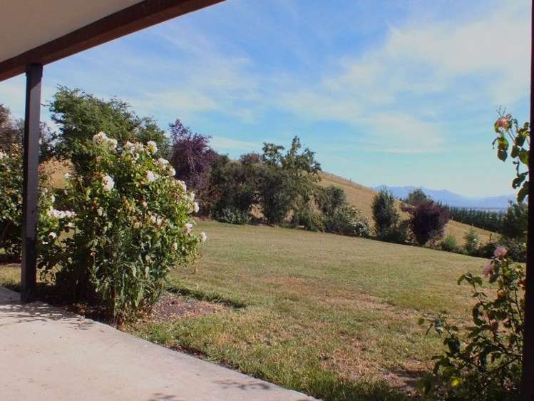 216 Broxton Road MacDonald Downs_24