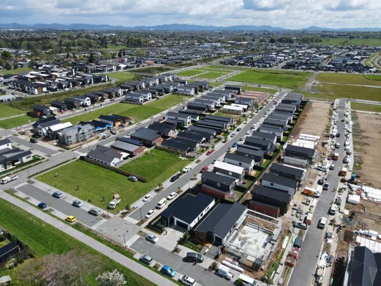 11 Bannerman Crescent Chartwell_21