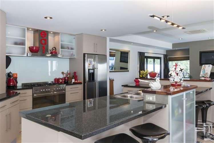 739 Hills Road Marshland_11