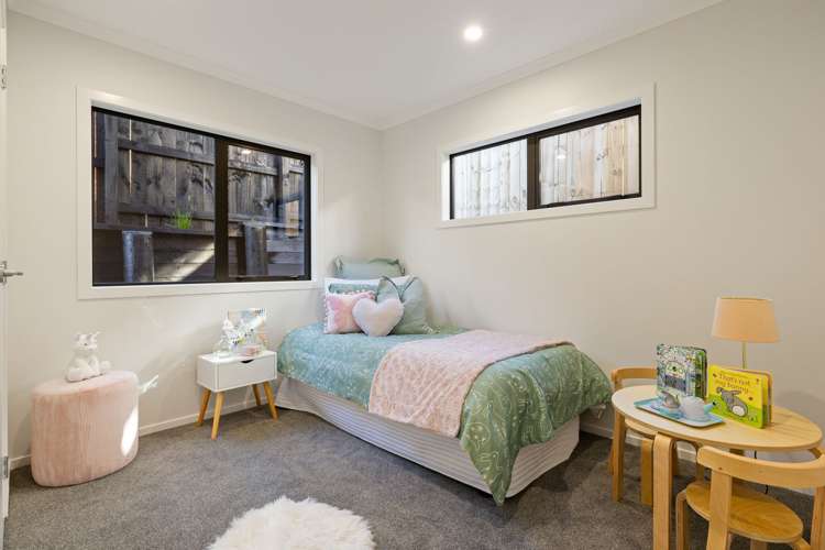 2, 3, 4/29 Palmerston Street Hamilton Central_9