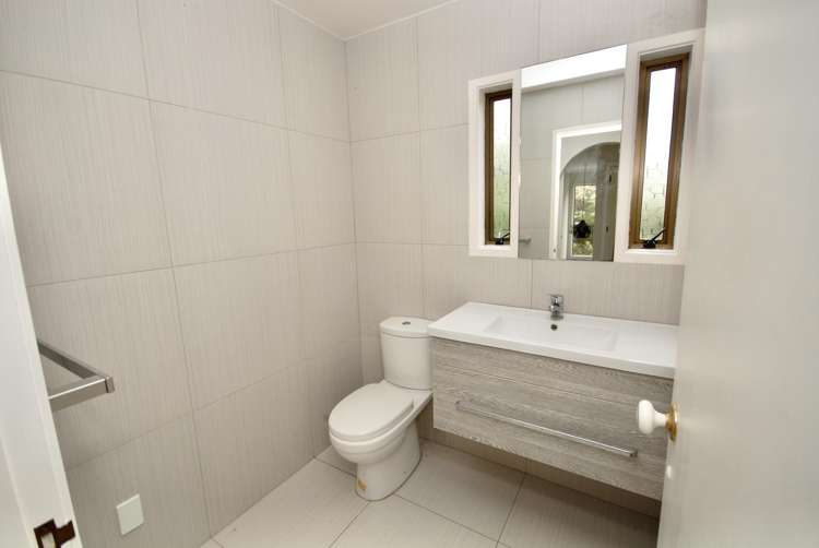 2/12 Marama Street Castor Bay_8