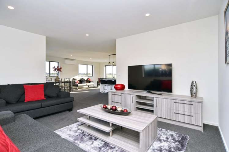 36 Plover Avenue_2