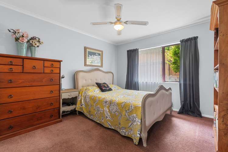 61 Wakefield Drive Bethlehem_16