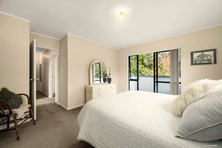 1/3 Antrim Grove Bayview_13