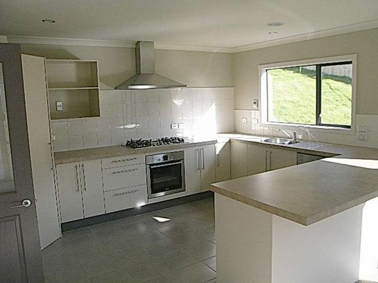 4 Moston Grove Churton Park_1