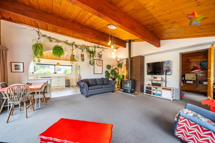 38 James Grove Stokes Valley_9