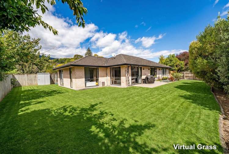 9 Gershwin Grove Stoke_18