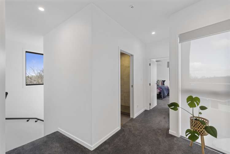 75a Glenmore Road Sunnyhills_14