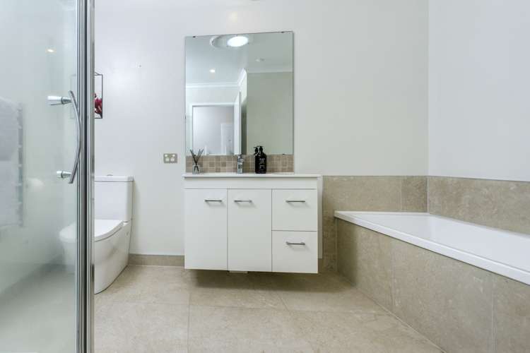 11 Spotted Dove Road Hobsonville_15