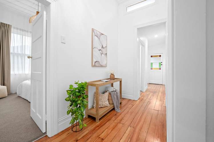 6 Johnson Street Dinsdale_21