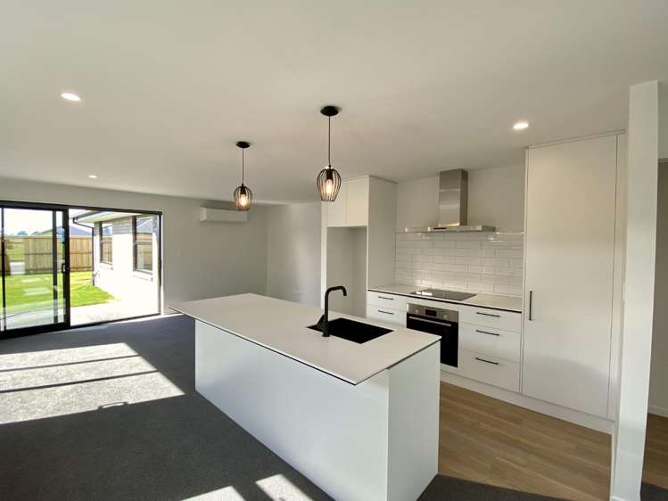 72 Crossley Avenue 500171_1