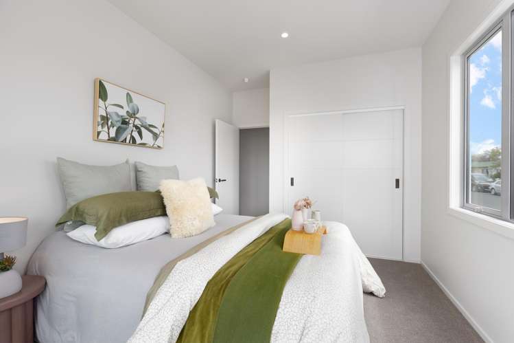 15A & 15D Neale Avenue Stoke_7