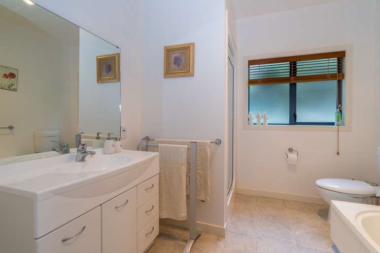 6 Earls Road Saint Clair_16