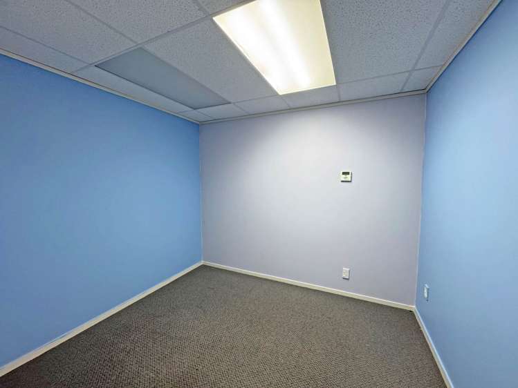 Unit F/22 Torrens Road Burswood_3