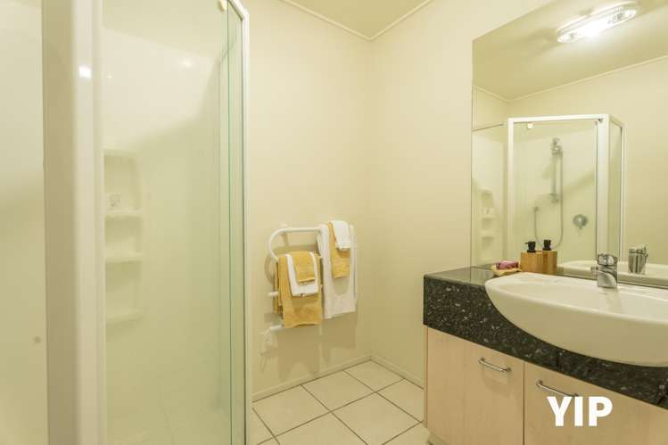 5/9 Broderick Road Johnsonville_9