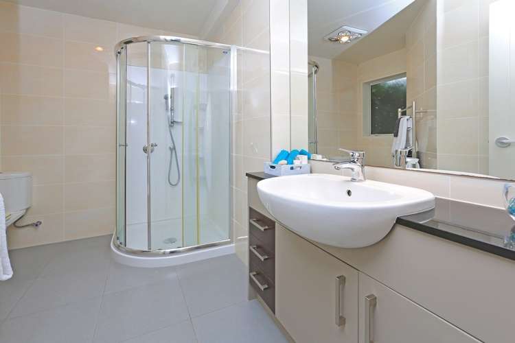 7 Beatrice Place Flat Bush_18