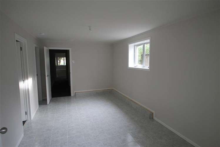 70 Eskdale Road Birkdale_11