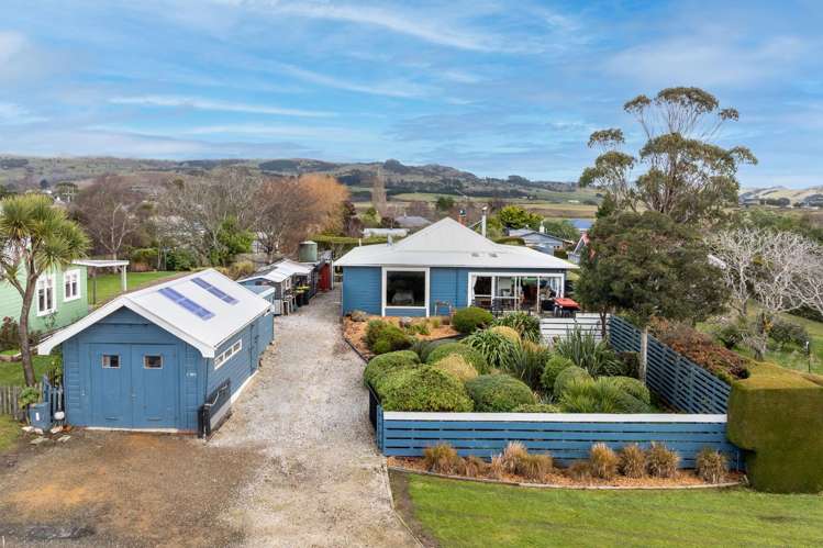 1391 Coast Road_1