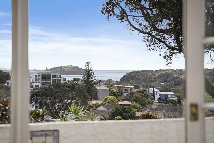 35 Tautari Street Orakei_11