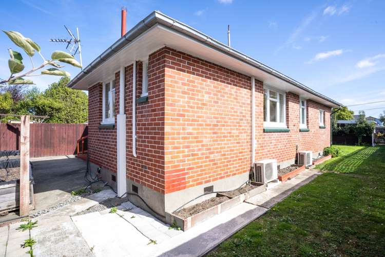 1/216 Knowles Street Saint Albans_23