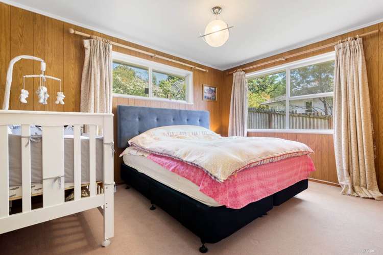 13 Finlow Drive Te Atatu South_12