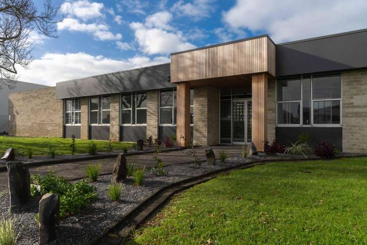 77 Ben Lomond Crescent Pakuranga Heights_3