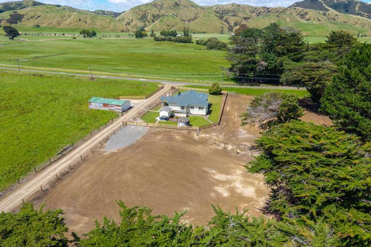 211 River Road Kumeroa_18