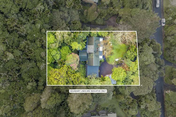 13 Bush Road Waiatarua_26