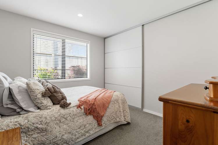 36 Benmore Crescent Pyes Pa_13