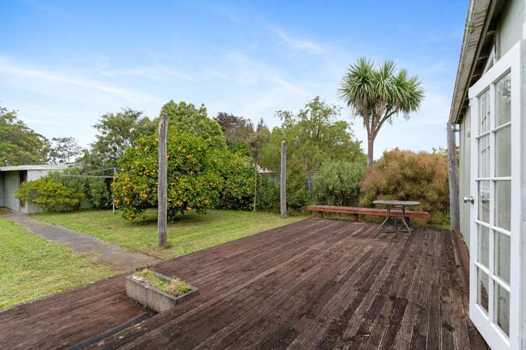 495 High Street South Carterton_17