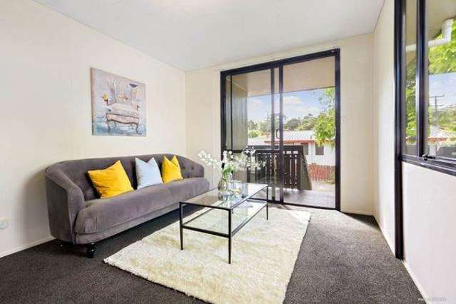 2/80 Parrs Cross Road Henderson_1