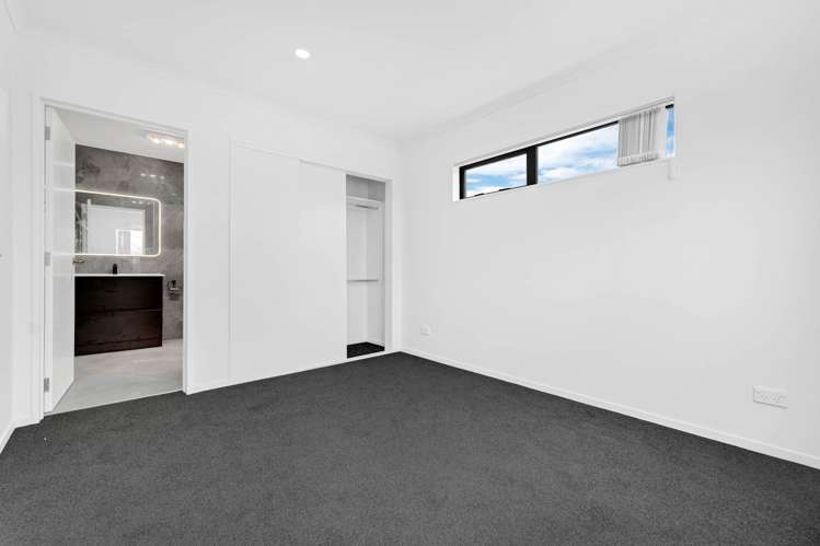 57a Kimber Hall Avenue Mt Roskill_24