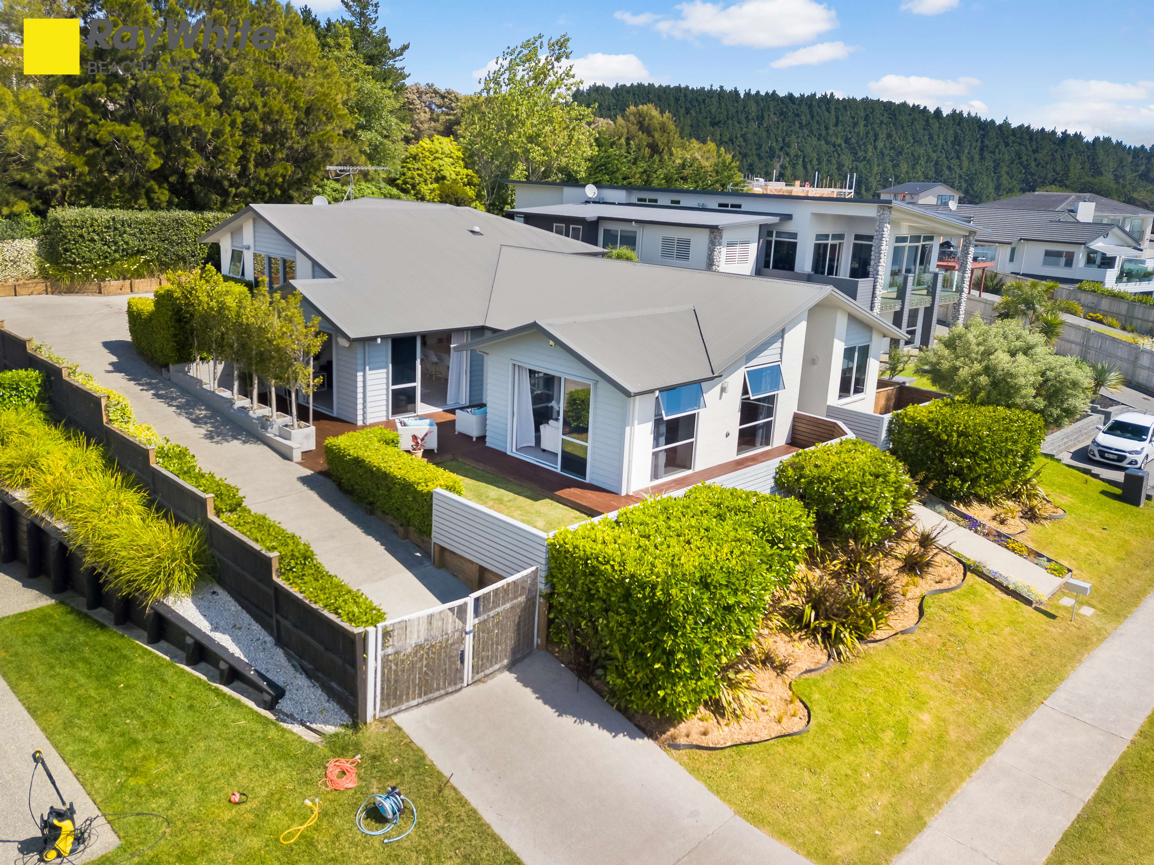 17 Fantail Crescent Maraetai Manukau City Houses for Sale One Roof