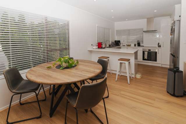 65A Bentley Avenue 10878_3