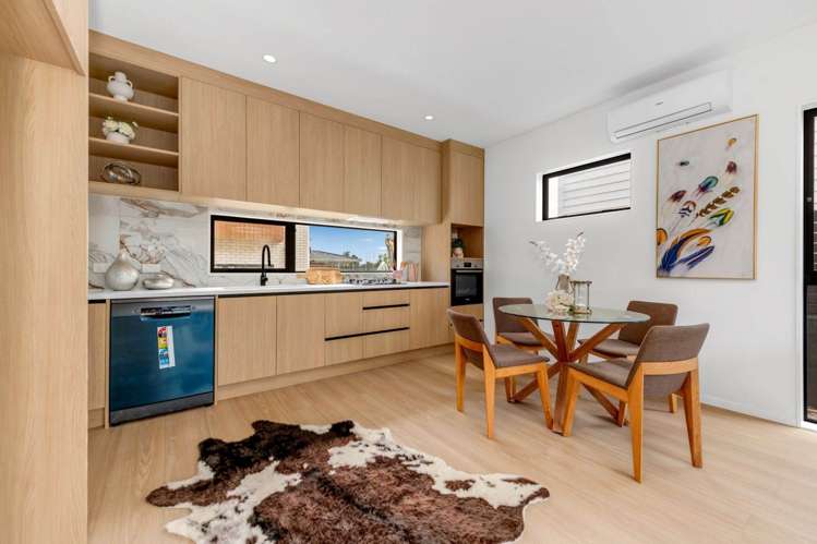 27 Red Hill Road Red Hill_9