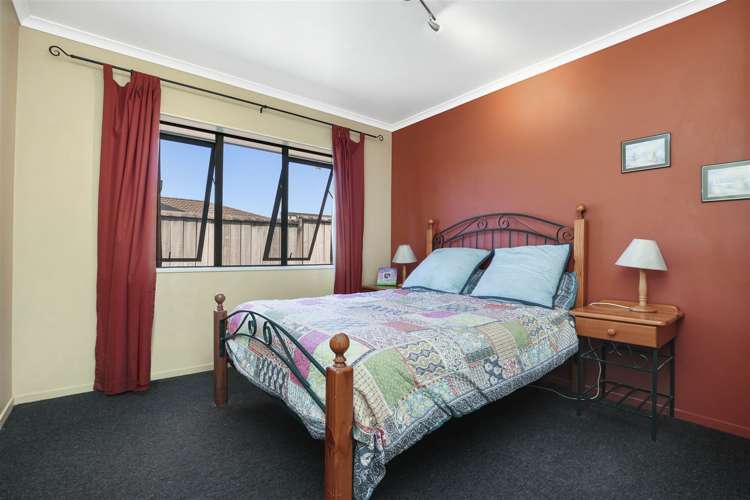 29 Cairns Crescent Rototuna_12