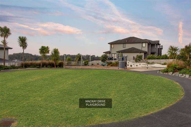 117 Mackay Drive Greenhithe_16