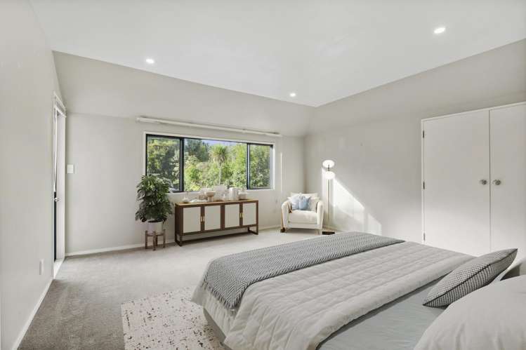 2/24 Heathcote Road Castor Bay_7