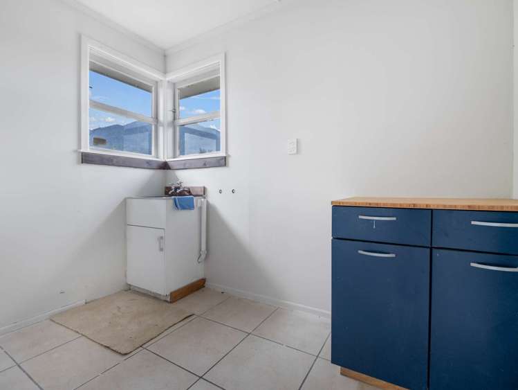 12a Stirling Street Te Aroha_14