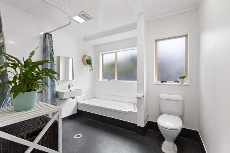 43 Bouverie Crescent Flagstaff_18