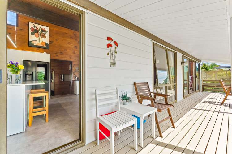 10 Alderton Place Opaheke_17