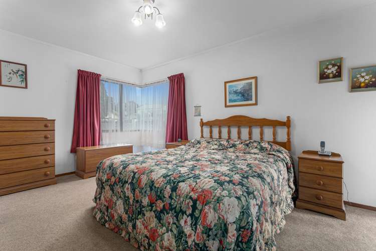 17 The Glebe Coastlands_15