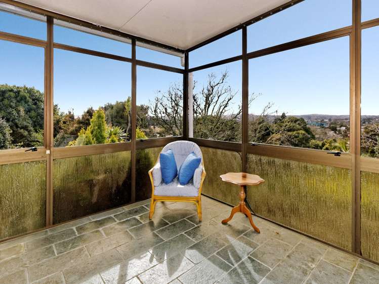 4a Roland Hill Glen Eden_14