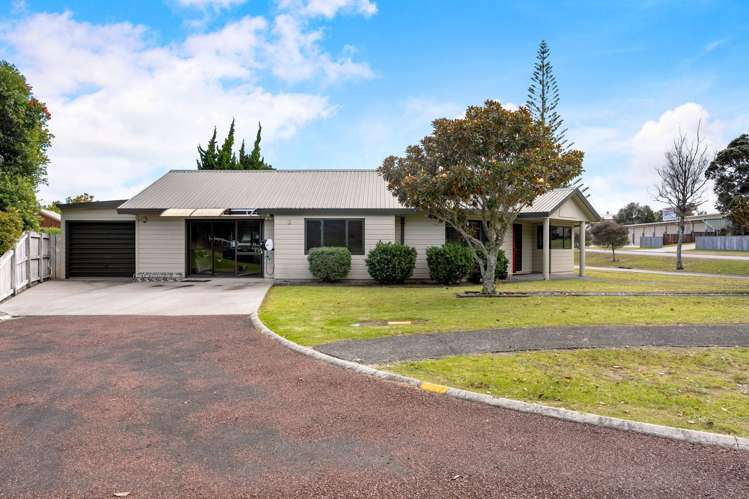2 Lake Court Pauanui_25