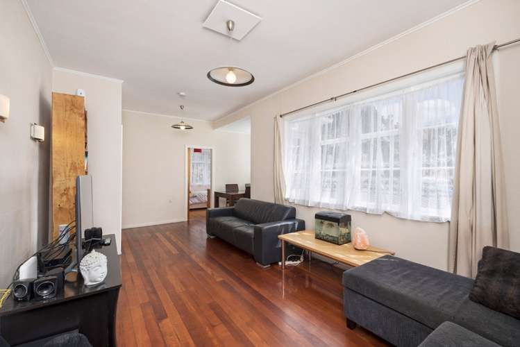 21 Smallfield Avenue Mount Roskill_7